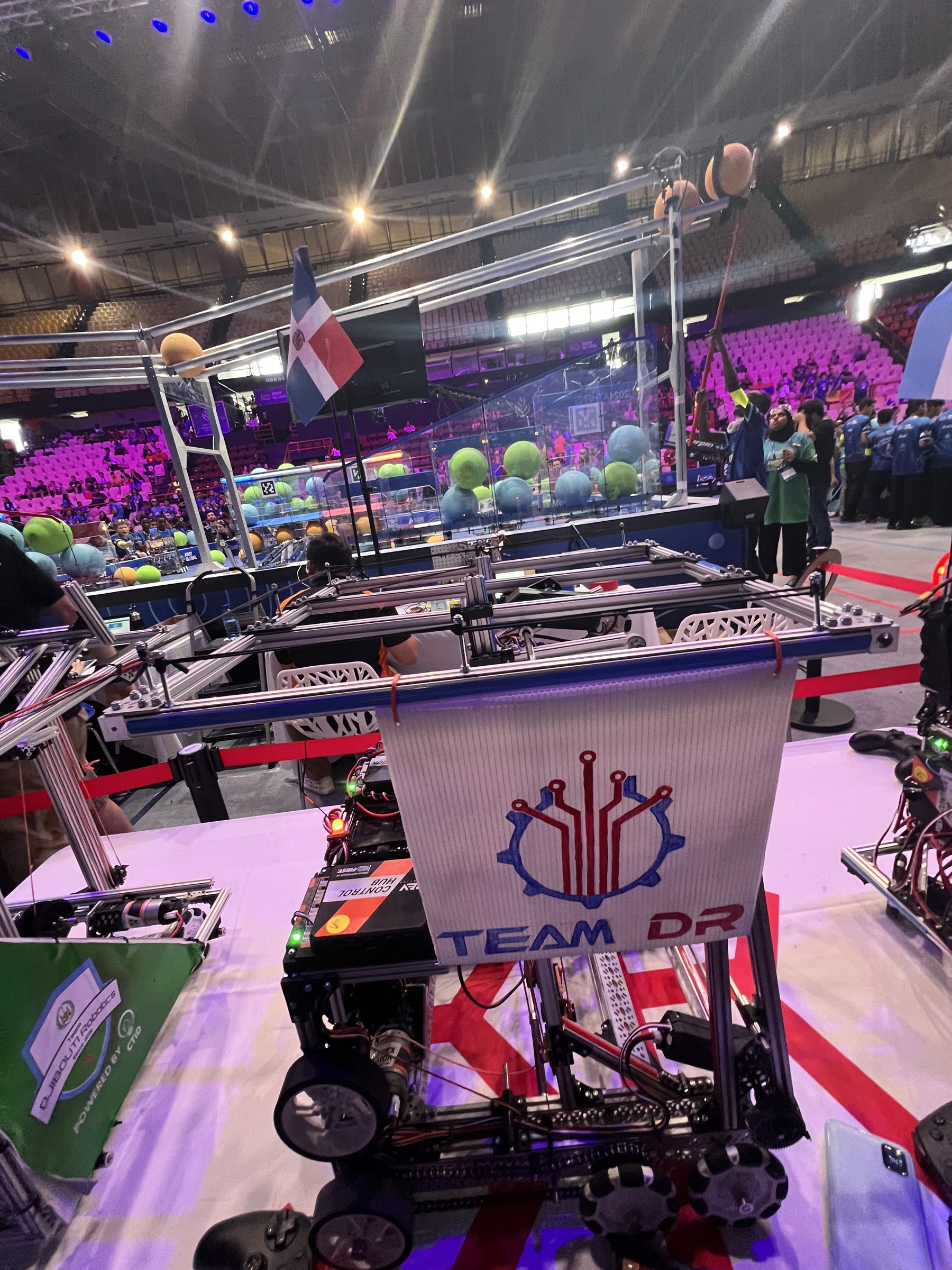 El robot de Team DR en la competencia