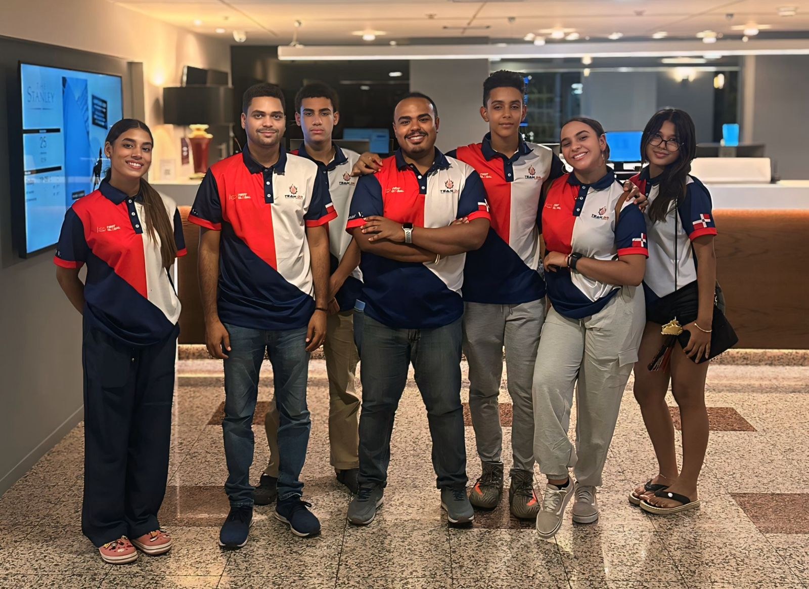 La delegación dominicana reunida